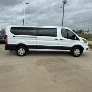Ford Transit-350 Passenger V. XLT - 10