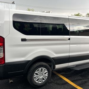 FORD TRANSIT-350 PASSENGER V. XLT - 9