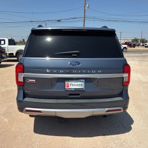 صورة 7 لـ 2022 FORD EXPEDITION XLT