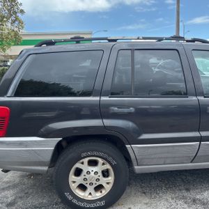 JEEP GRAND CHEROKEE LAREDO - 9