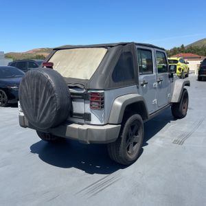 JEEP WRANGLER UNLIMITED X - 8