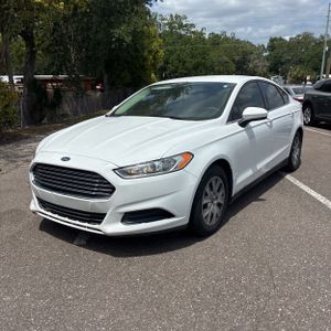 FORD FUSION S - 1
