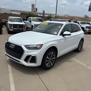 صورة 1 لـ 2024 AUDI Q5 QUATTRO S LINE PREM PLUS 45 TFSI