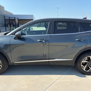 صورة 4 لـ 2024 KIA SPORTAGE LX