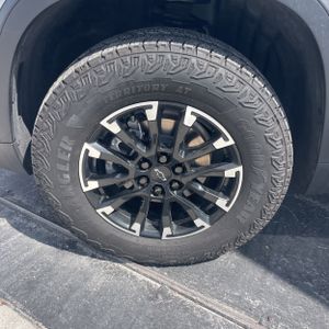 2025 Chevrolet TRAVERSE Z71 — миниатюра 17