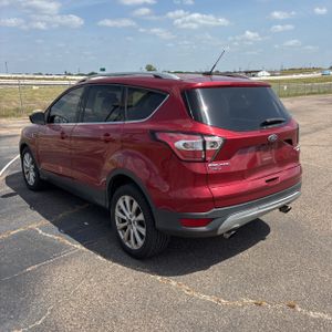 صورة 5 لـ 2017 FORD ESCAPE TITANIUM