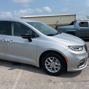 صورة مصغرة 13 لـ 2024 Chrysler PACIFICA TOURING L