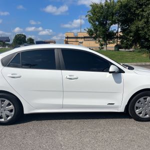 صورة مصغرة 11 لـ 2023 KIA RIO LX