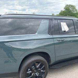 CHEVROLET SUBURBAN RST - 9