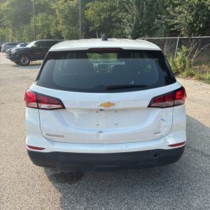 صورة 7 لـ 2023 Chevrolet EQUINOX LS