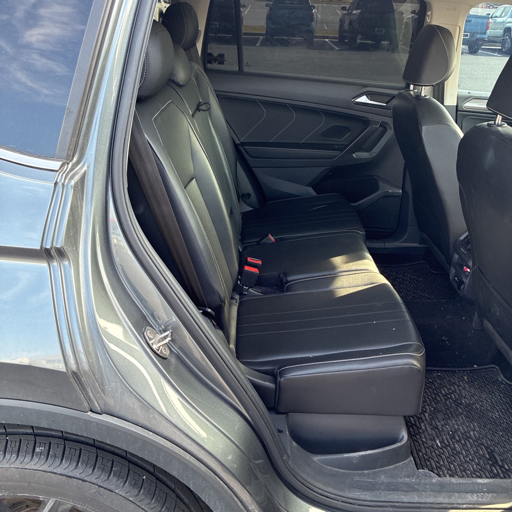 2022 Volkswagen Tiguan SE 4Motion photo 109