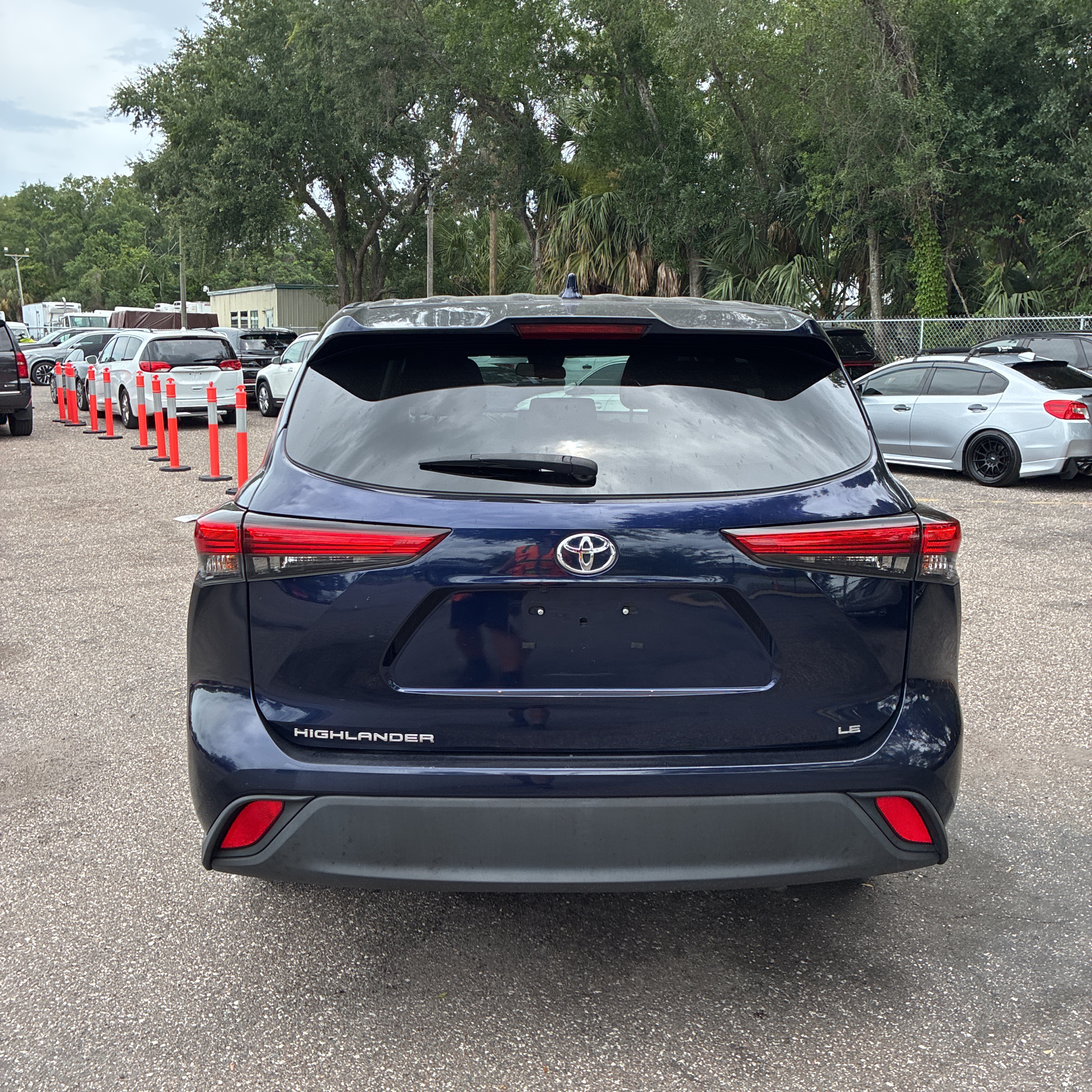 2021 Toyota Highlander LE photo 67