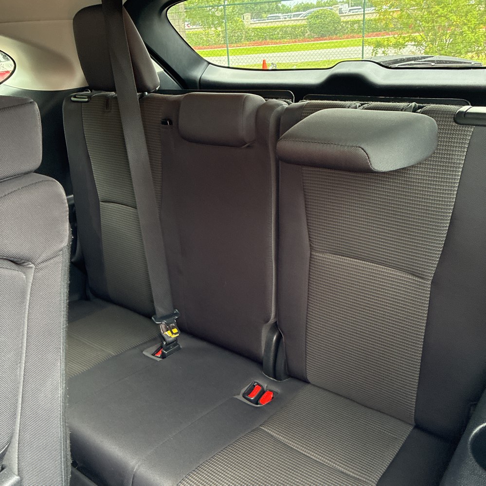 2021 Toyota Highlander LE photo 96