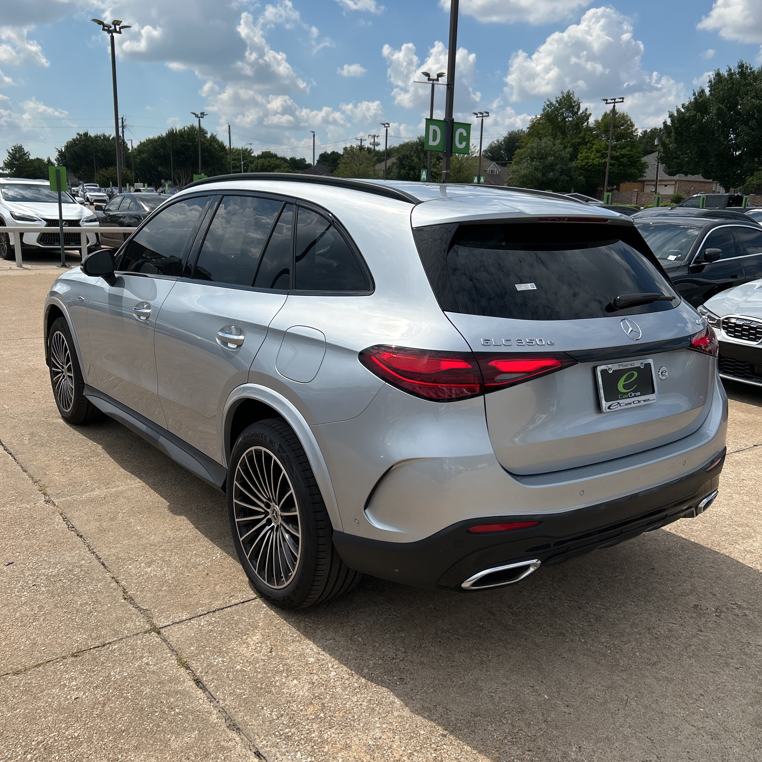 2025 Mercedes-Benz GLC 350e 4MATIC photo 57
