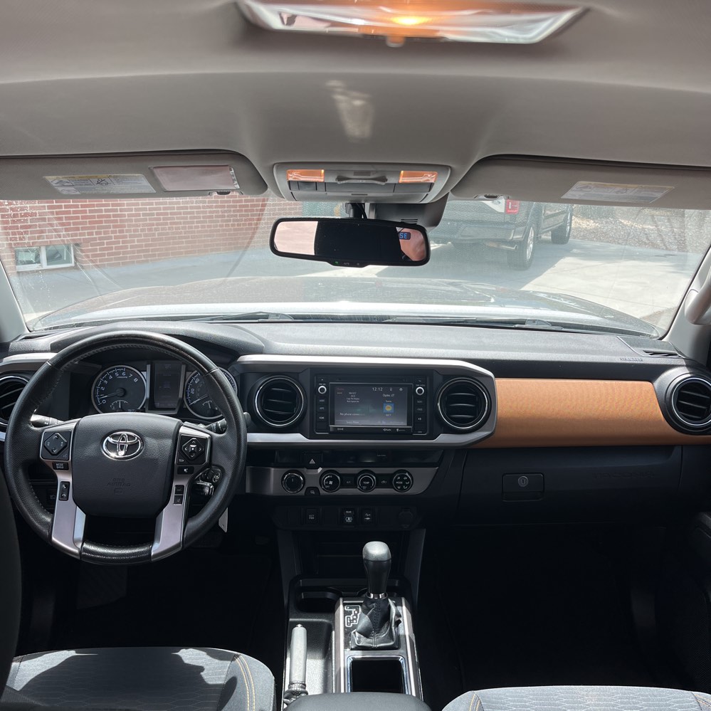2018 Toyota Tacoma SR5 V6 photo 95