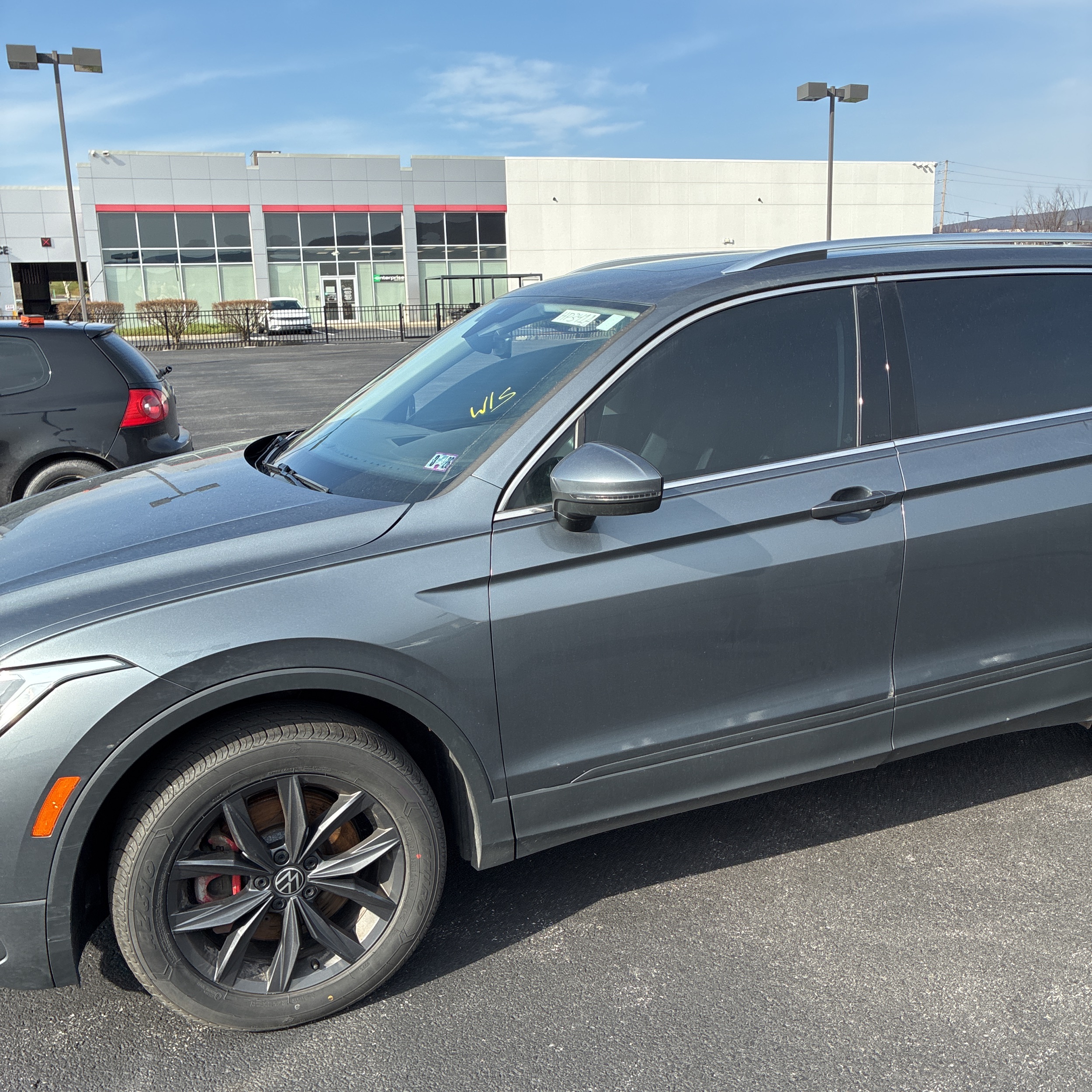 2022 Volkswagen Tiguan SE 4Motion photo 76