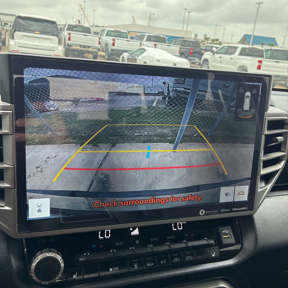 2022 Toyota Tundra SR5 photo 106