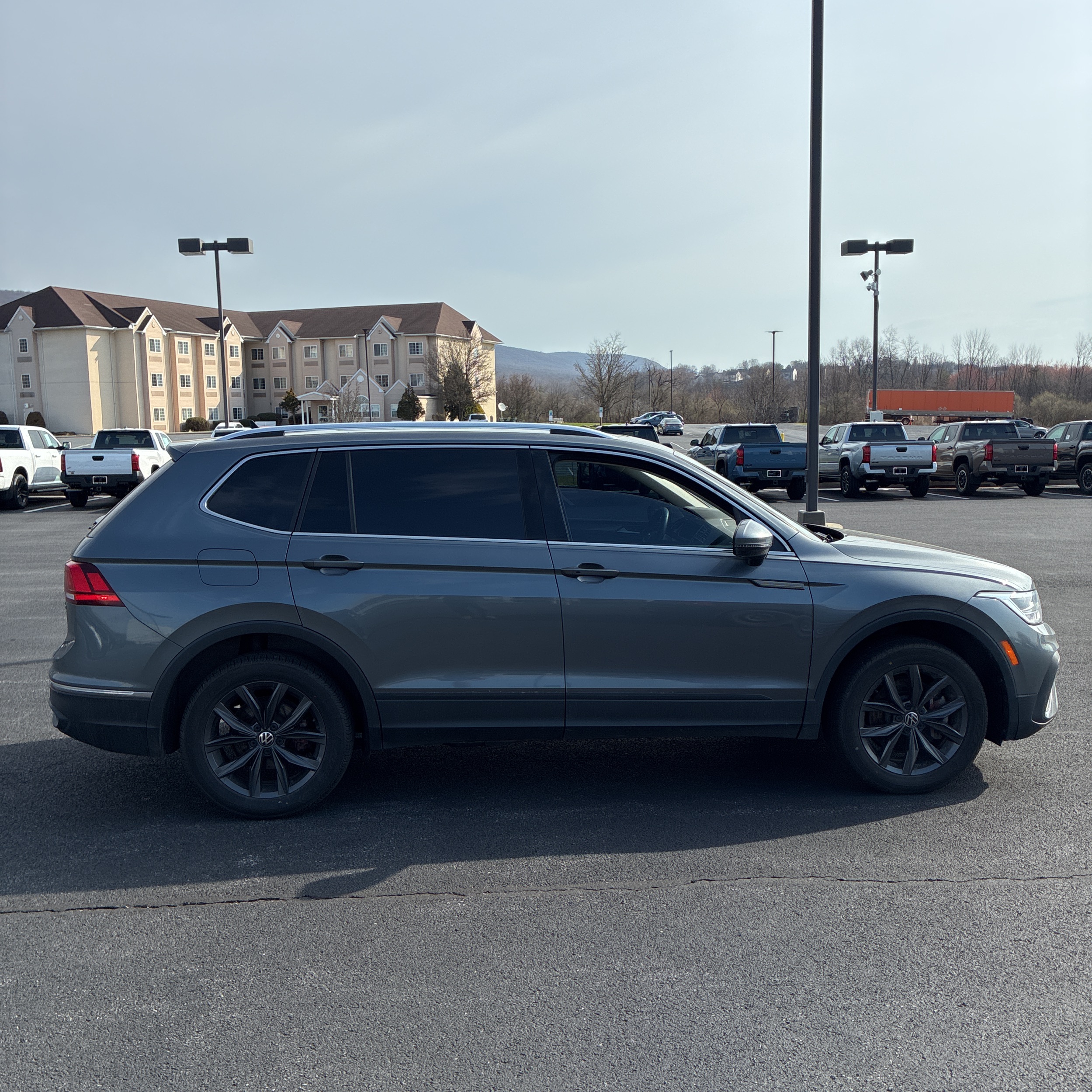 2022 Volkswagen Tiguan SE 4Motion photo 84