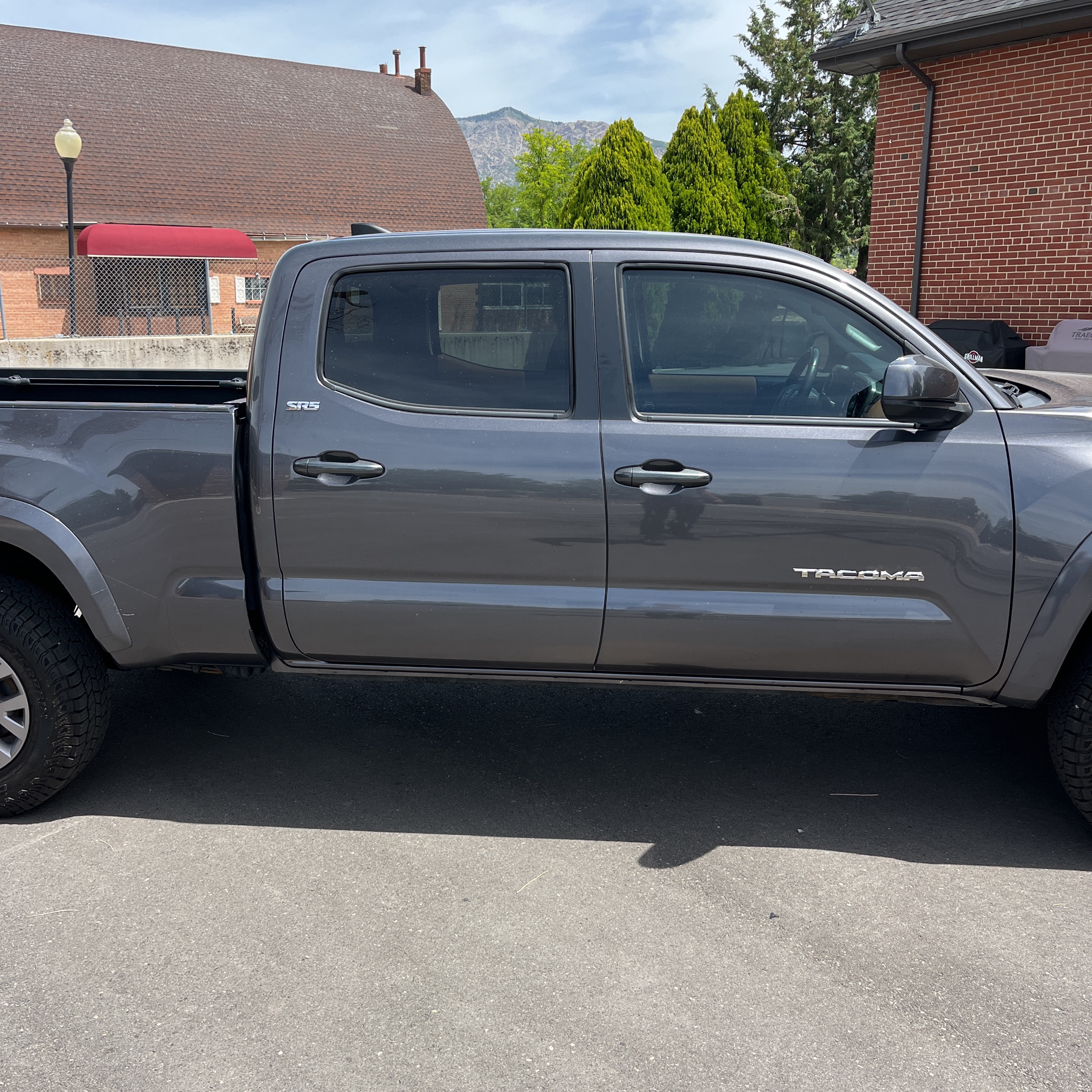 2018 Toyota Tacoma SR5 V6 photo 70