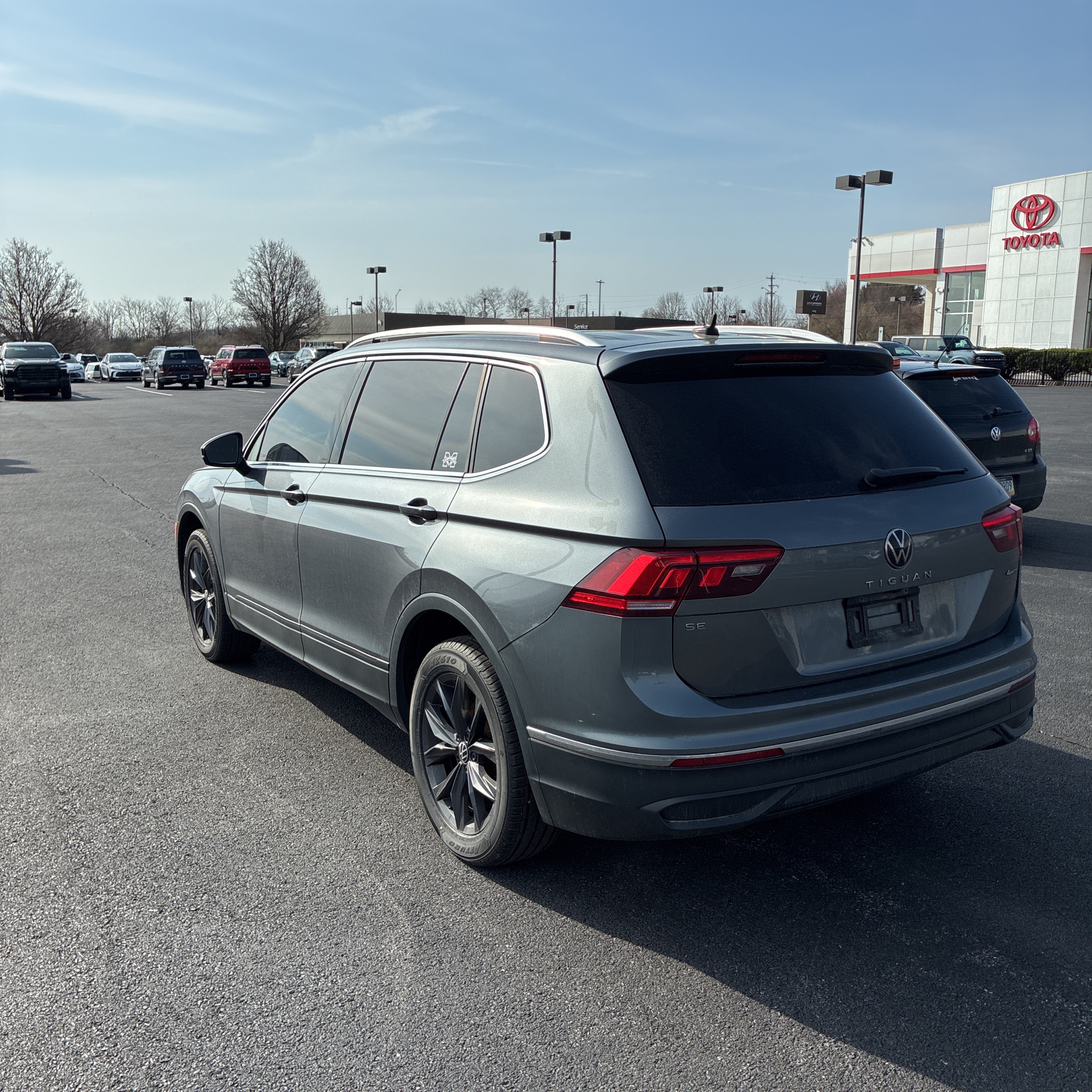 2022 Volkswagen Tiguan SE 4Motion photo 79