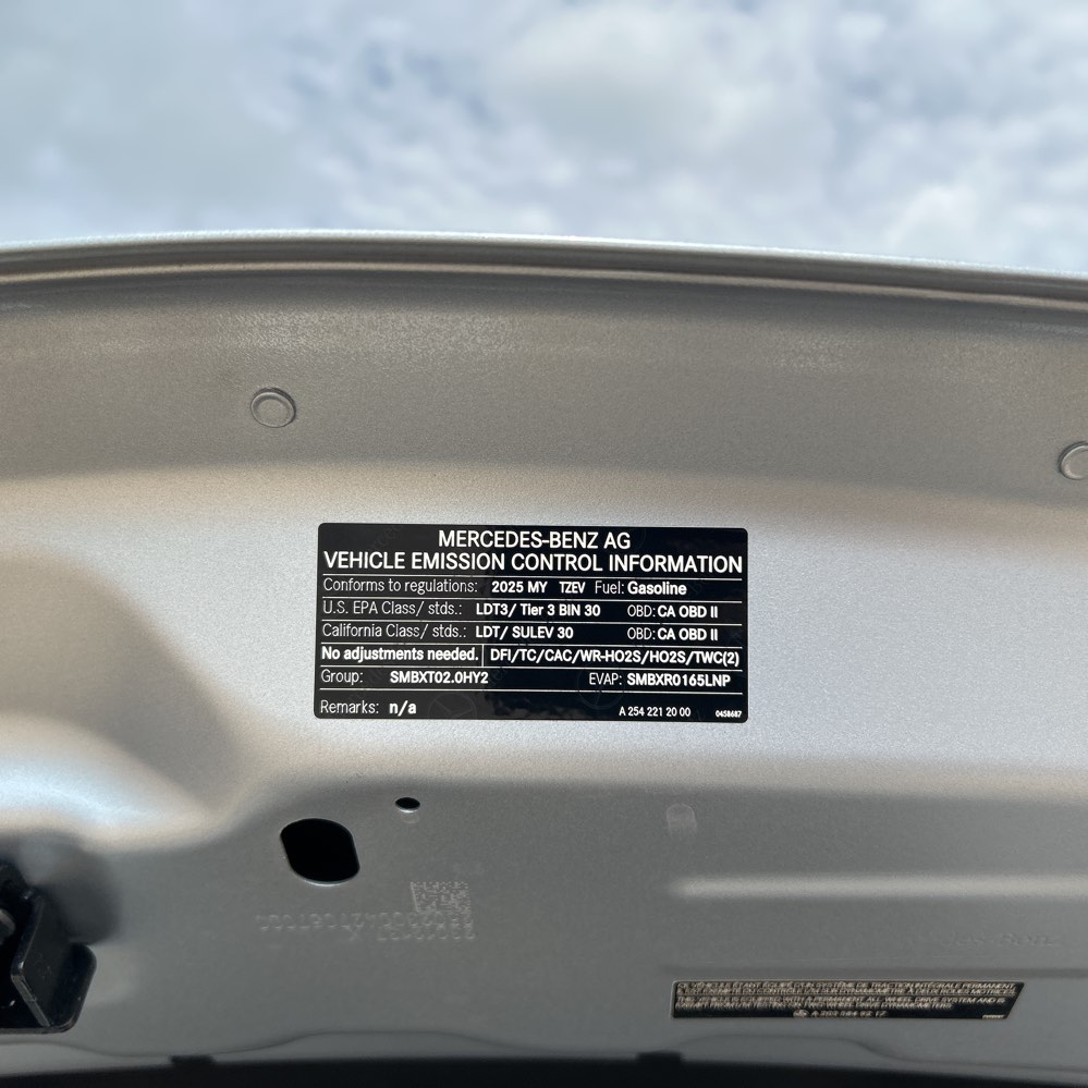 2025 Mercedes-Benz GLC 350e 4MATIC photo 100