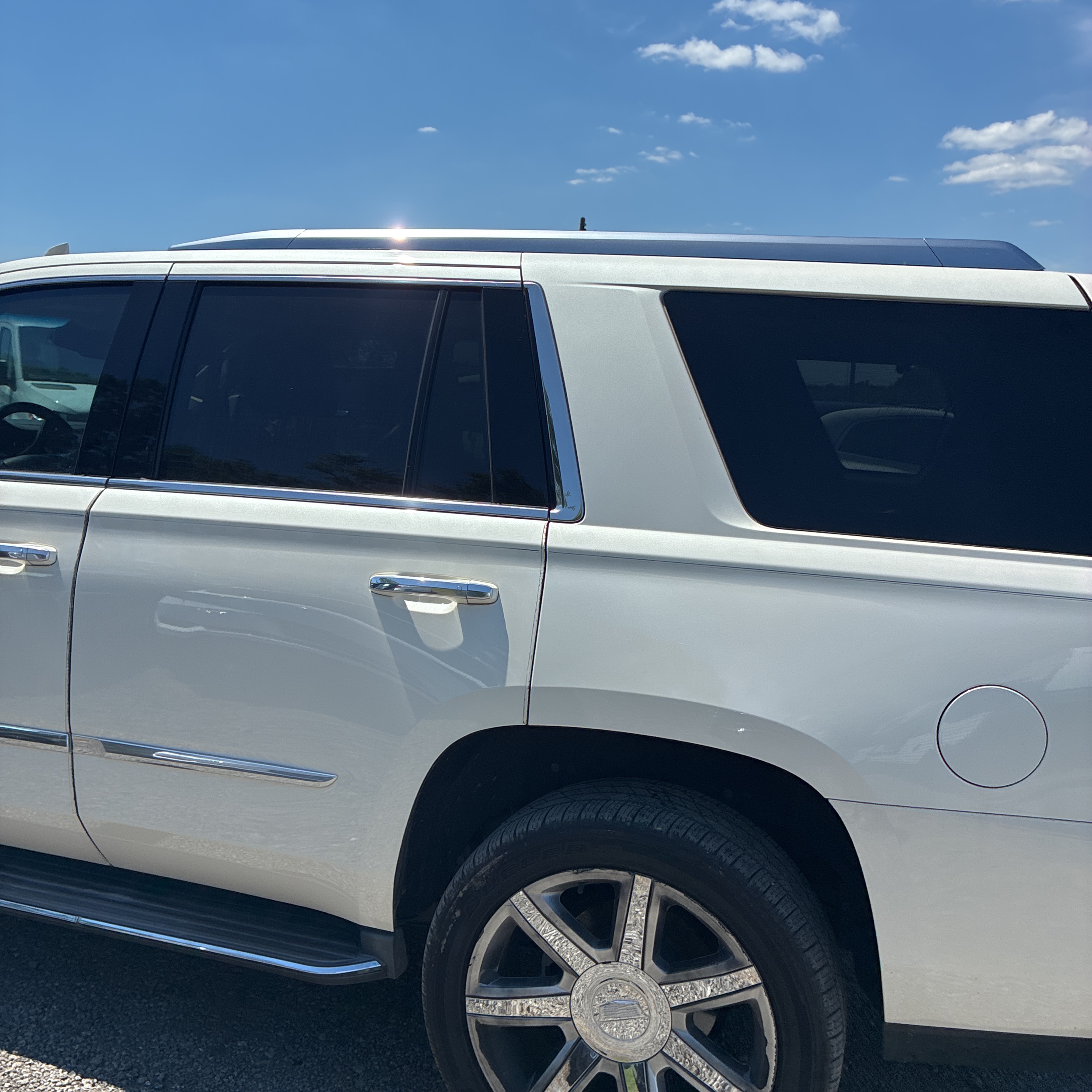 2015 Cadillac Escalade Luxury photo 77