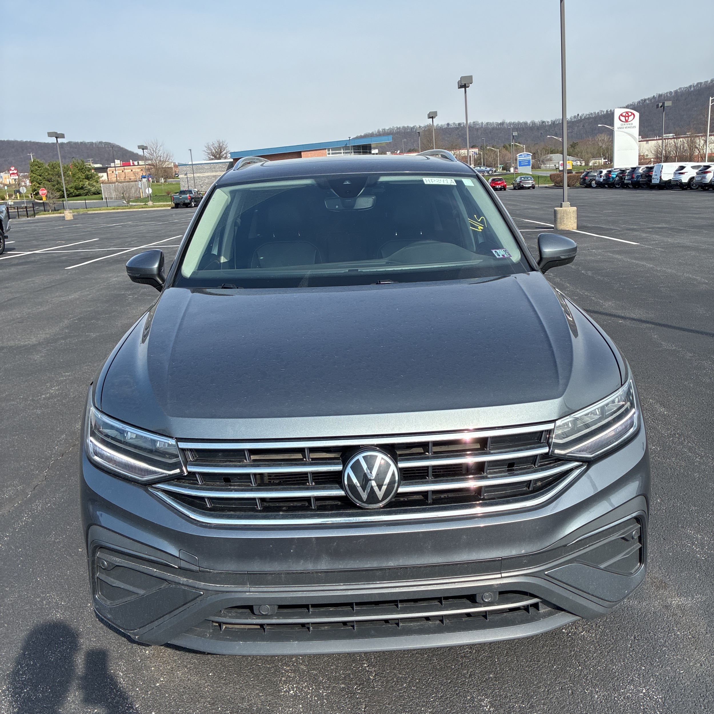 2022 Volkswagen Tiguan SE 4Motion photo 88