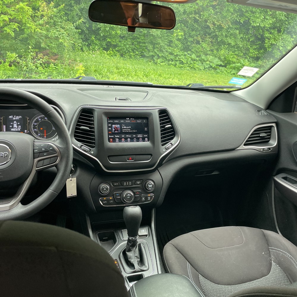 2019 Jeep Cherokee Latitude photo 98