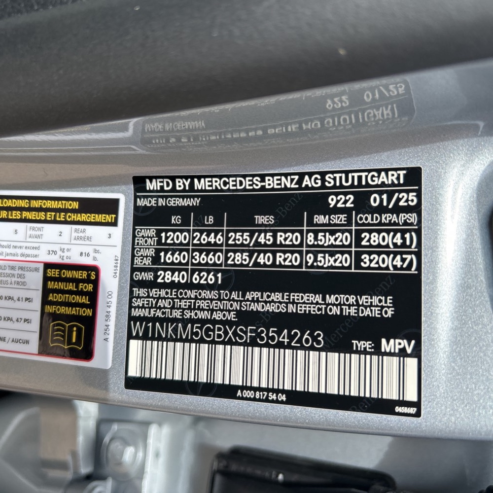 2025 Mercedes-Benz GLC 350e 4MATIC photo 101