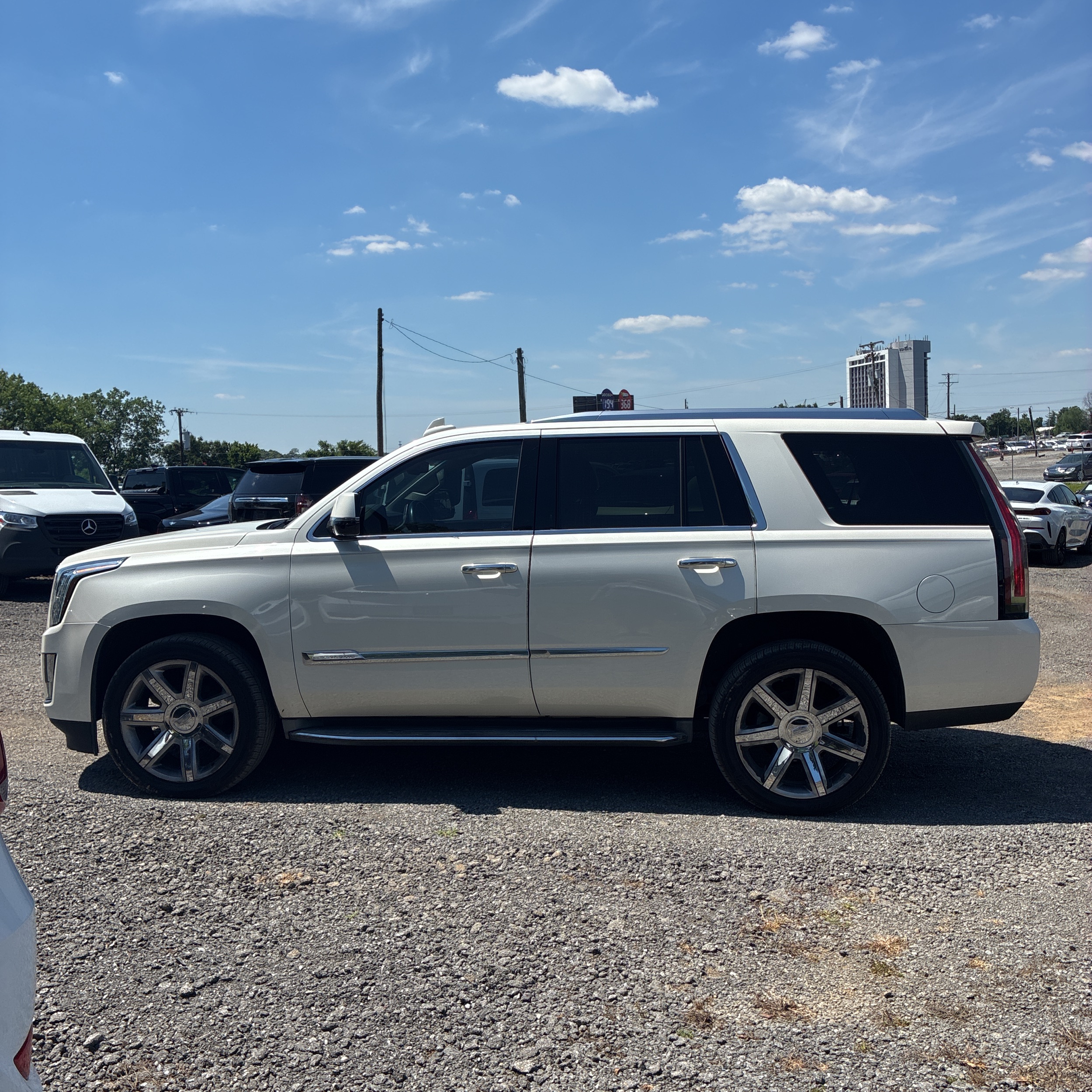 2015 Cadillac Escalade Luxury photo 74