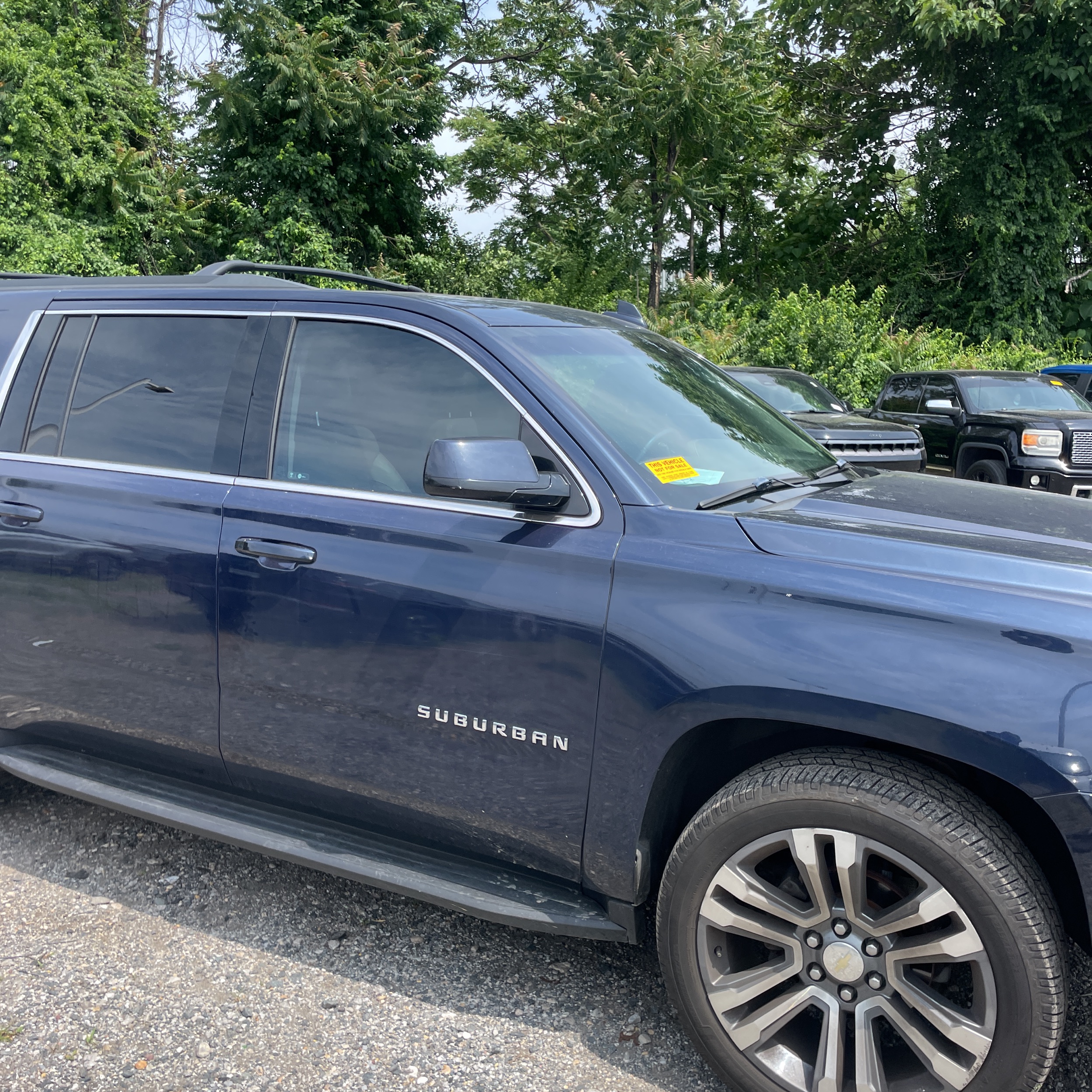 2017 Chevrolet Suburban LT photo 70