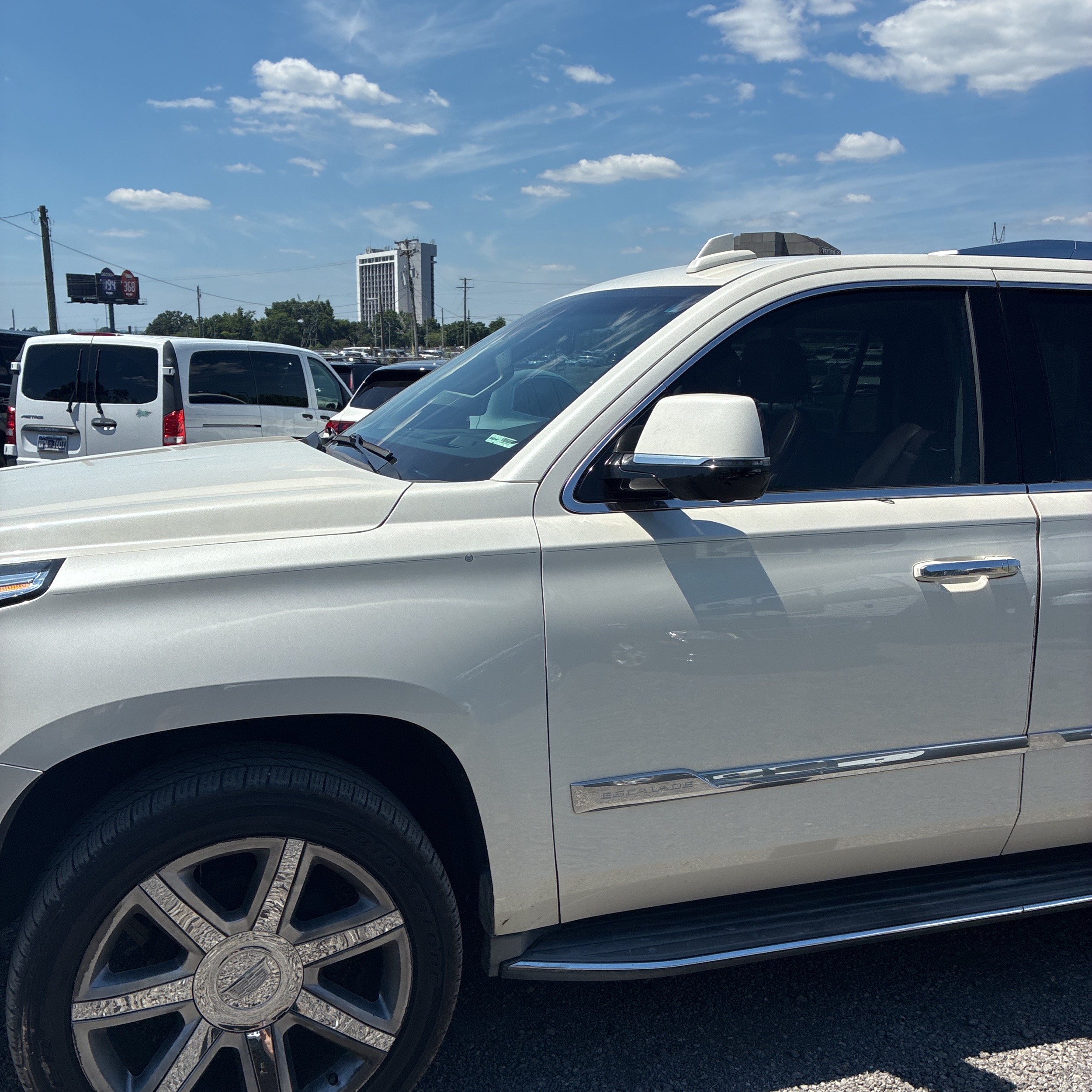 2015 Cadillac Escalade Luxury photo 73