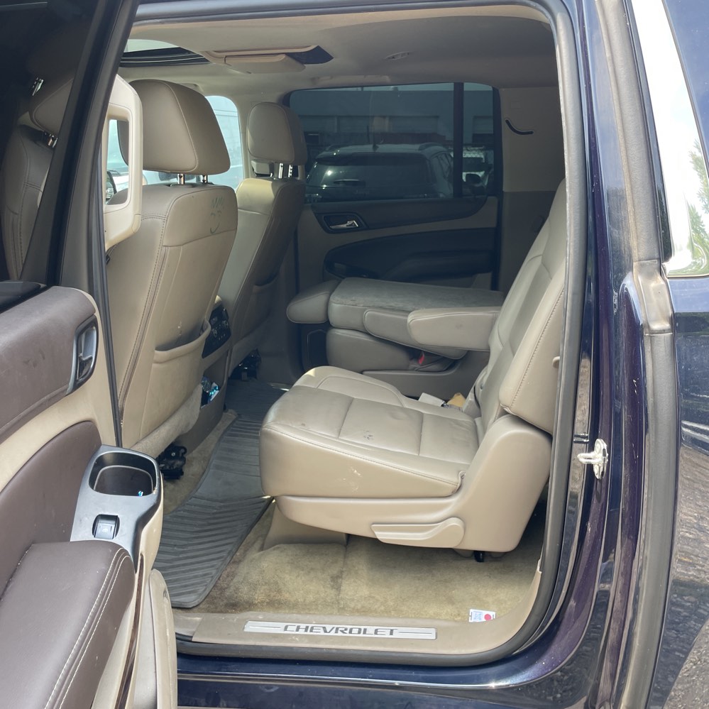 2017 Chevrolet Suburban LT photo 90