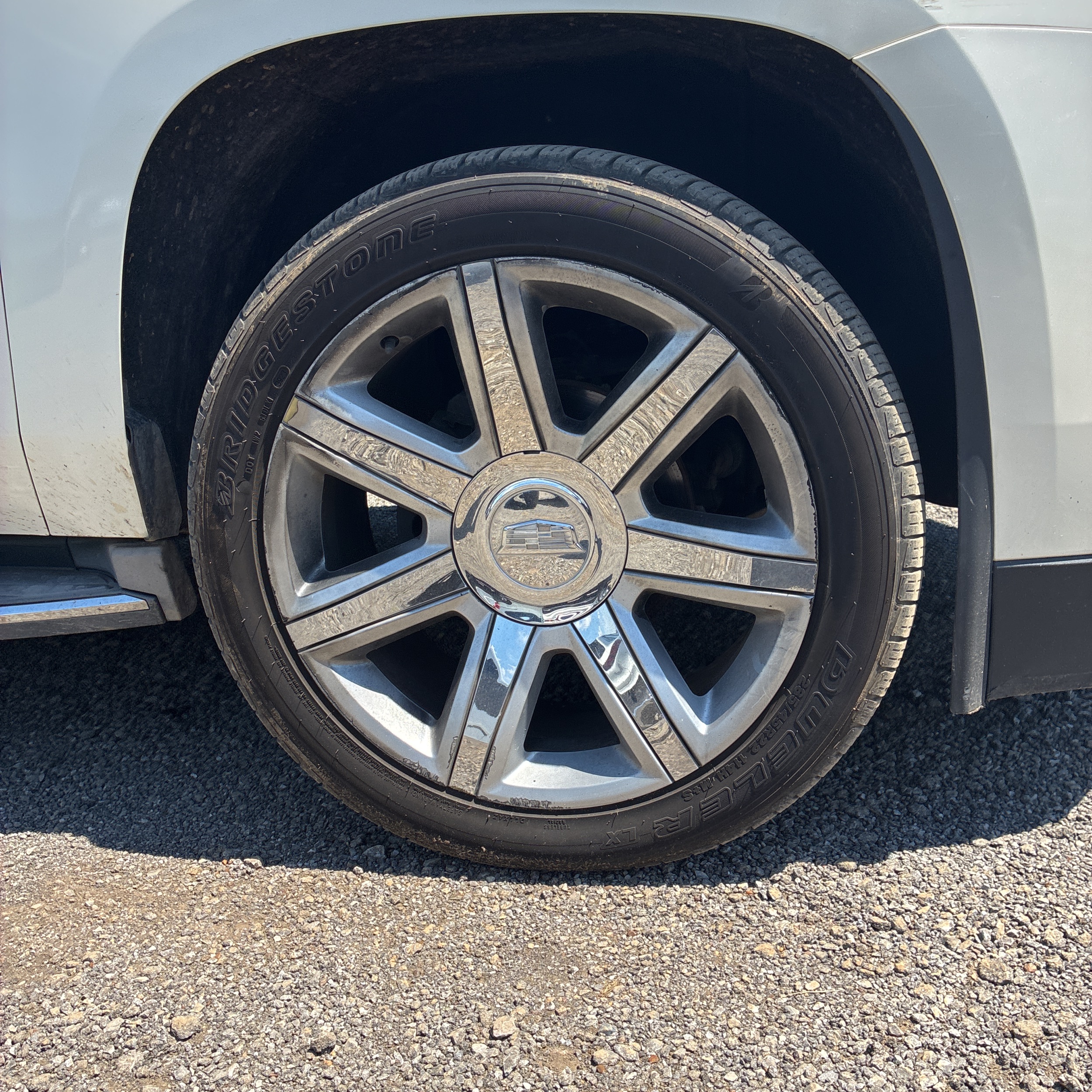2015 Cadillac Escalade Luxury photo 91