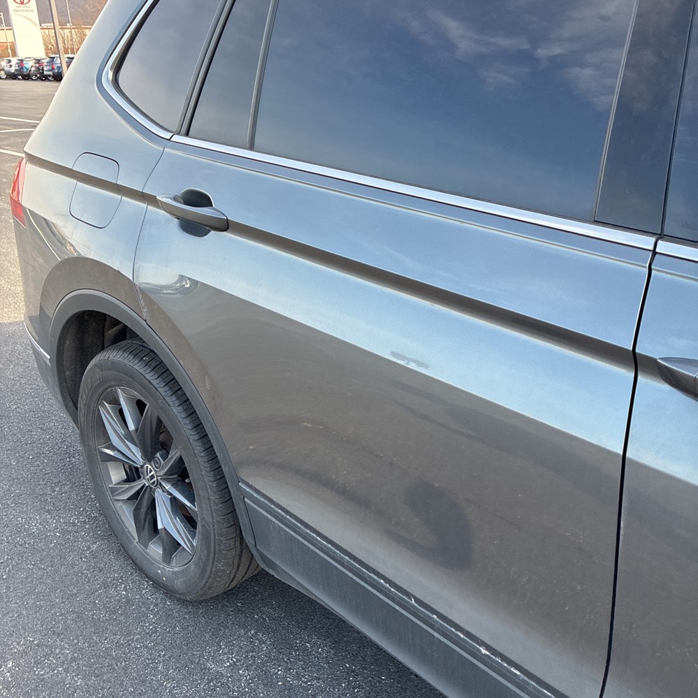 2022 Volkswagen Tiguan SE 4Motion photo 132
