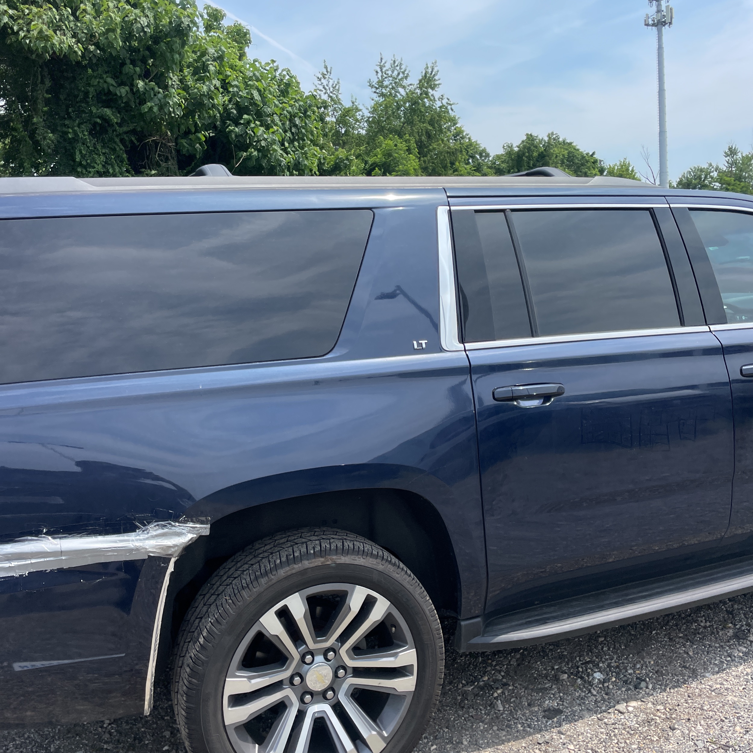 2017 Chevrolet Suburban LT photo 67