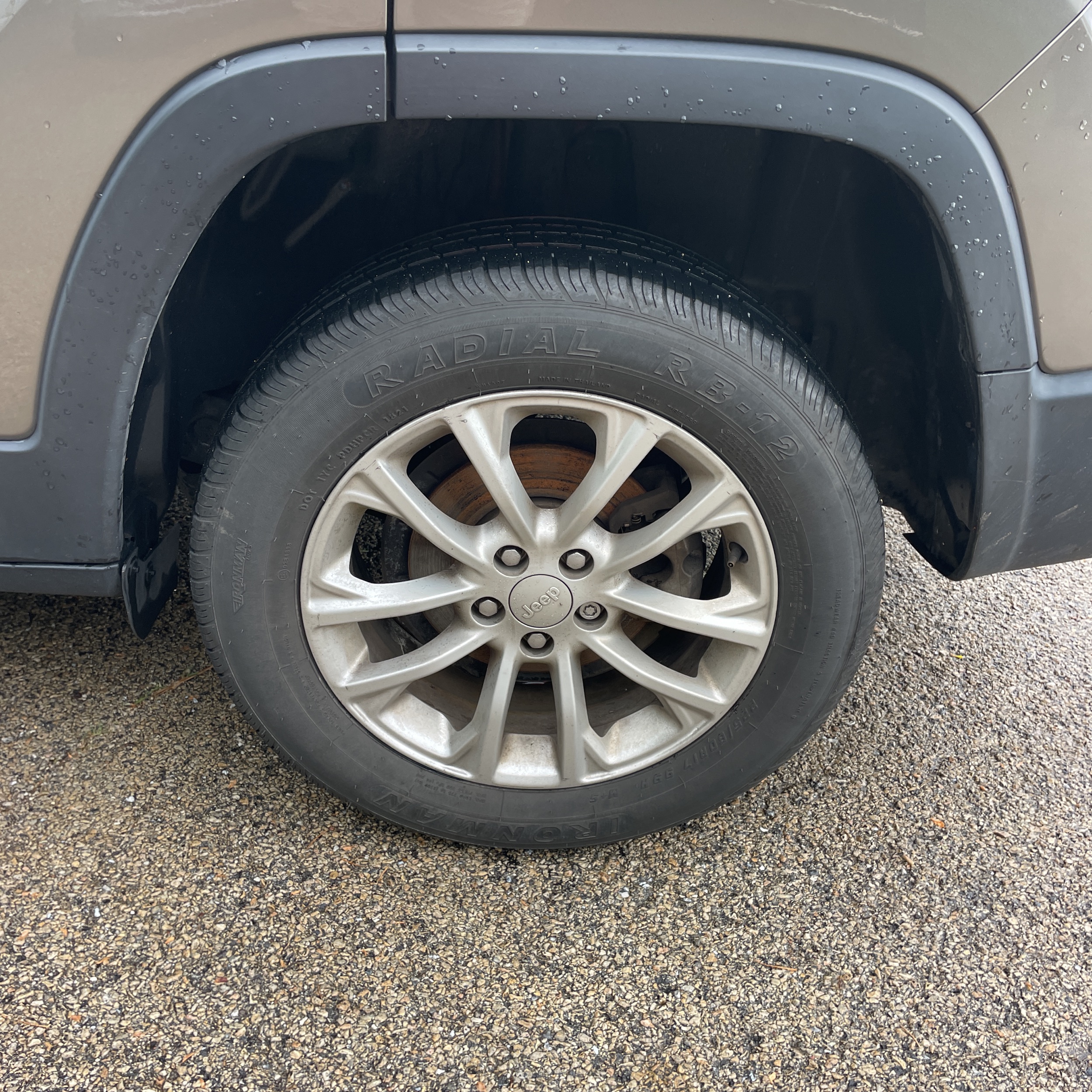 2019 Jeep Cherokee Latitude photo 80