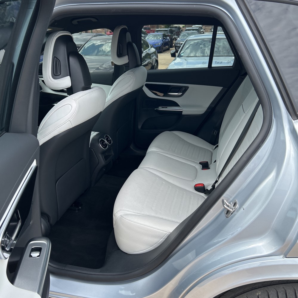 2025 Mercedes-Benz GLC 350e 4MATIC photo 86