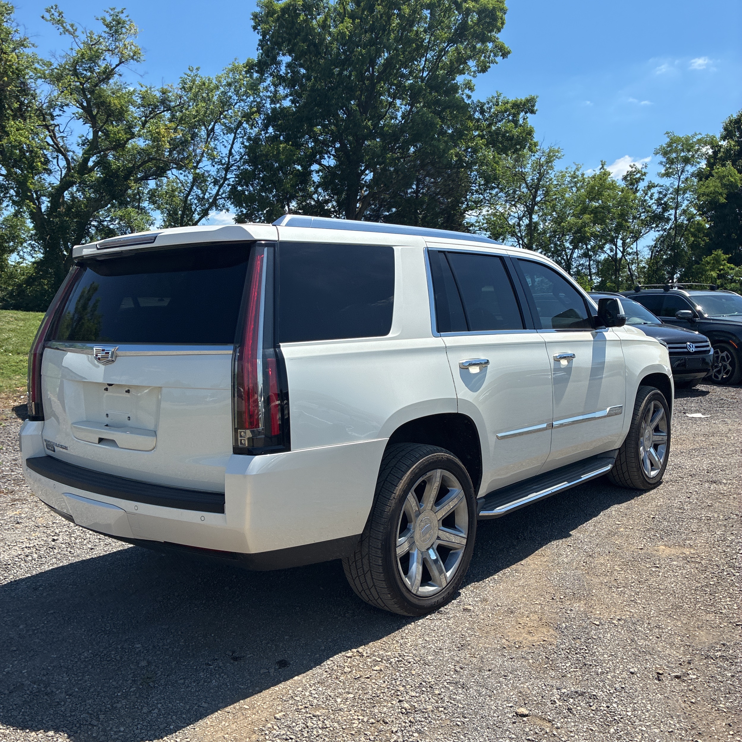 2015 Cadillac Escalade Luxury photo 79