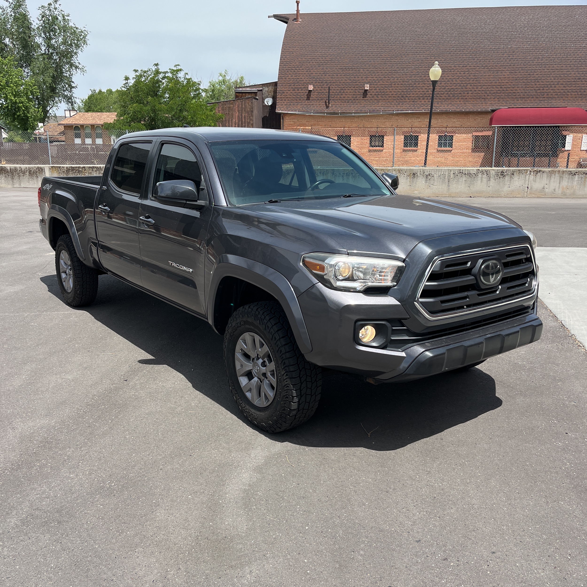 2018 Toyota Tacoma SR5 V6 photo 71