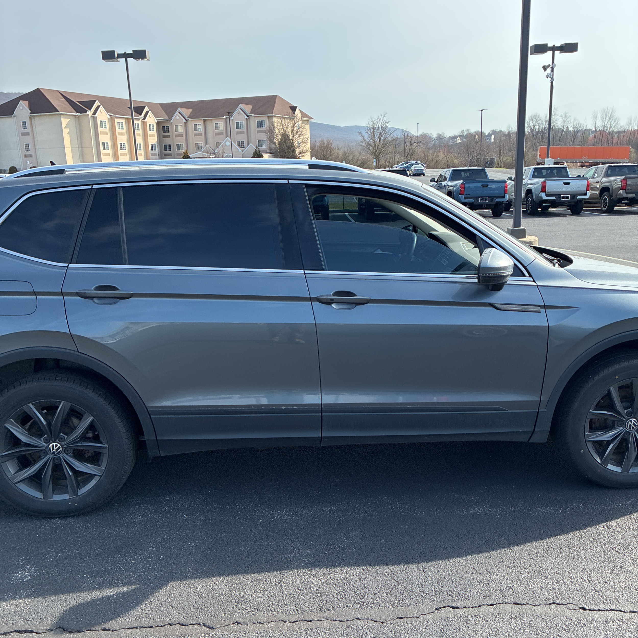2022 Volkswagen Tiguan SE 4Motion photo 85